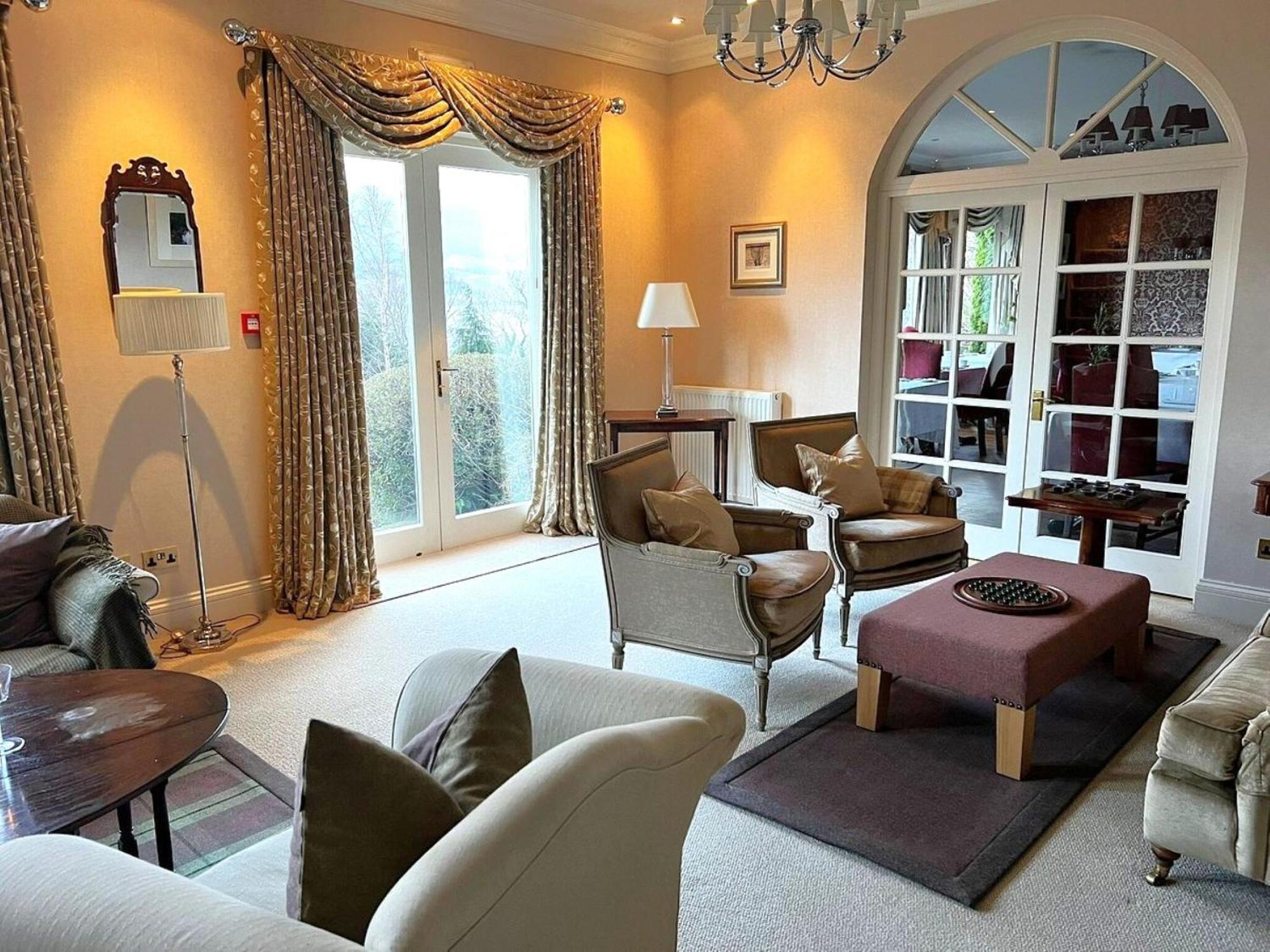 Loch Ness Lodge Drumnadrochit Extérieur photo